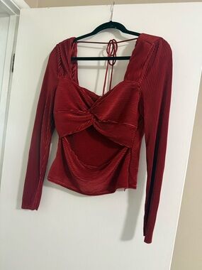 Astr Tie-Back Twist-Front Red Long Sleeve Top